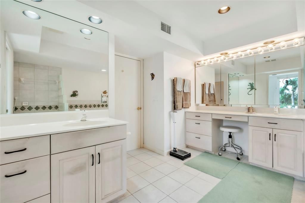 En Venta: $2,295,000 (3 camas, 2 baños, 2800 Pies cuadrados)