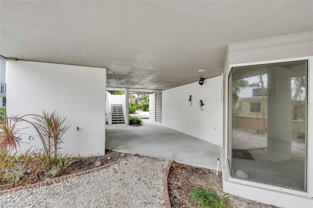 En Venta: $2,295,000 (3 camas, 2 baños, 2800 Pies cuadrados)