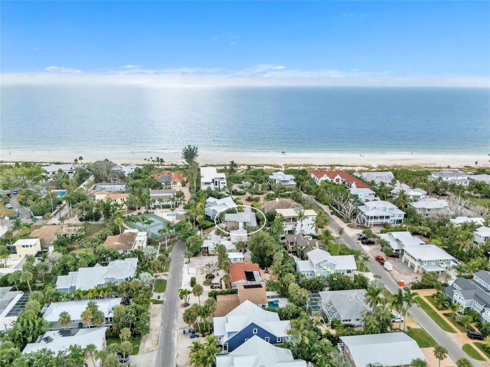 En Venta: $2,295,000 (3 camas, 2 baños, 2800 Pies cuadrados)