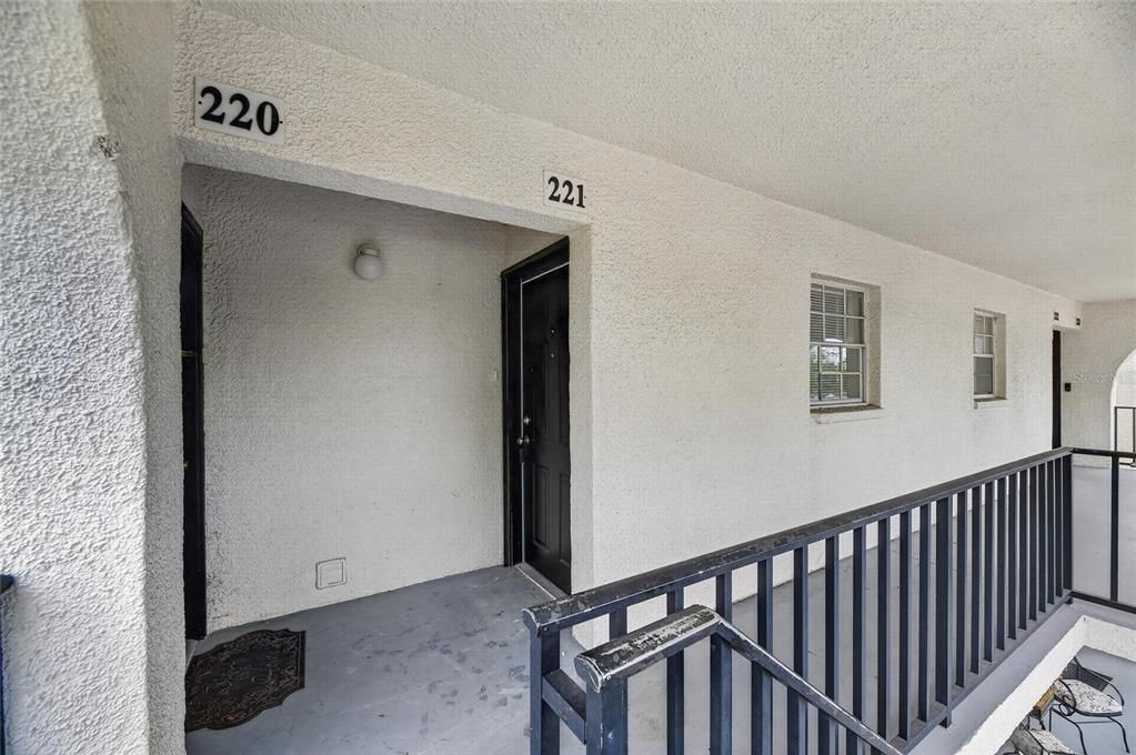 For Rent: $1,700 (2 beds, 1 baths, 1068 Square Feet)