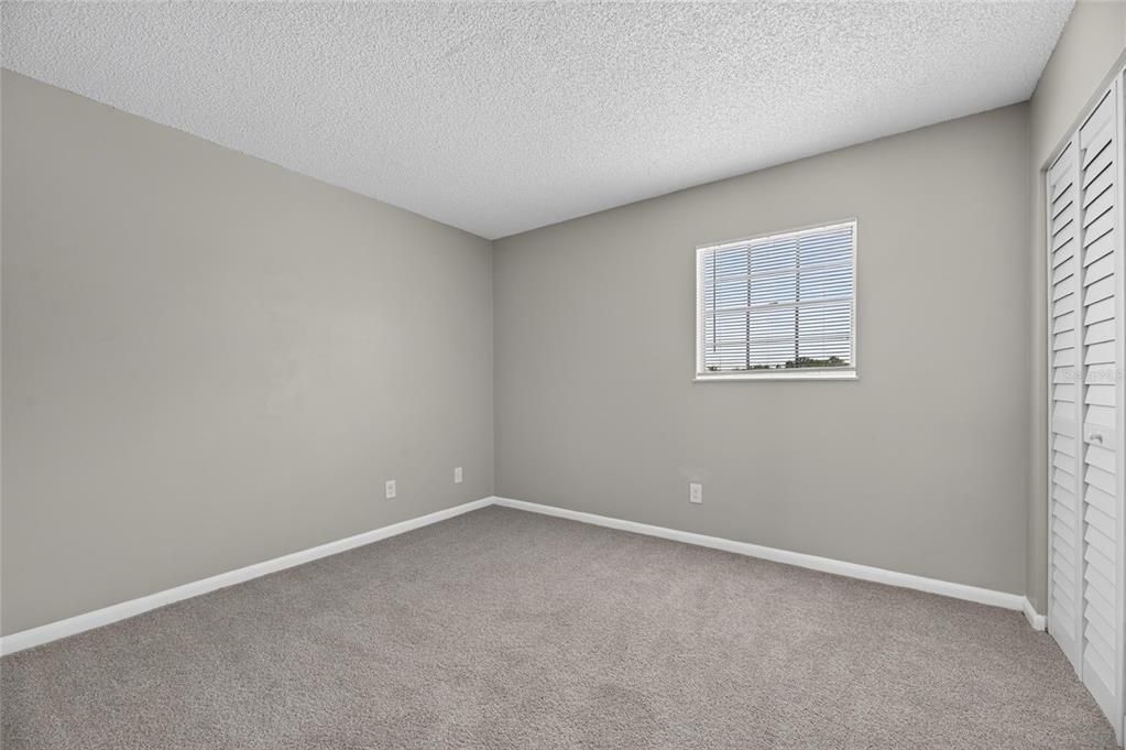 For Rent: $1,700 (2 beds, 1 baths, 1068 Square Feet)