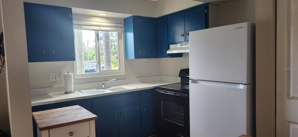 For Rent: $1,550 (1 beds, 1 baths, 552 Square Feet)