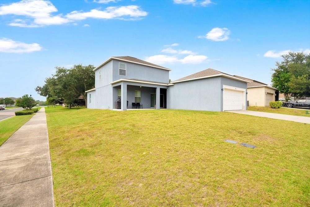 For Sale: $409,940 (4 beds, 3 baths, 2369 Square Feet)