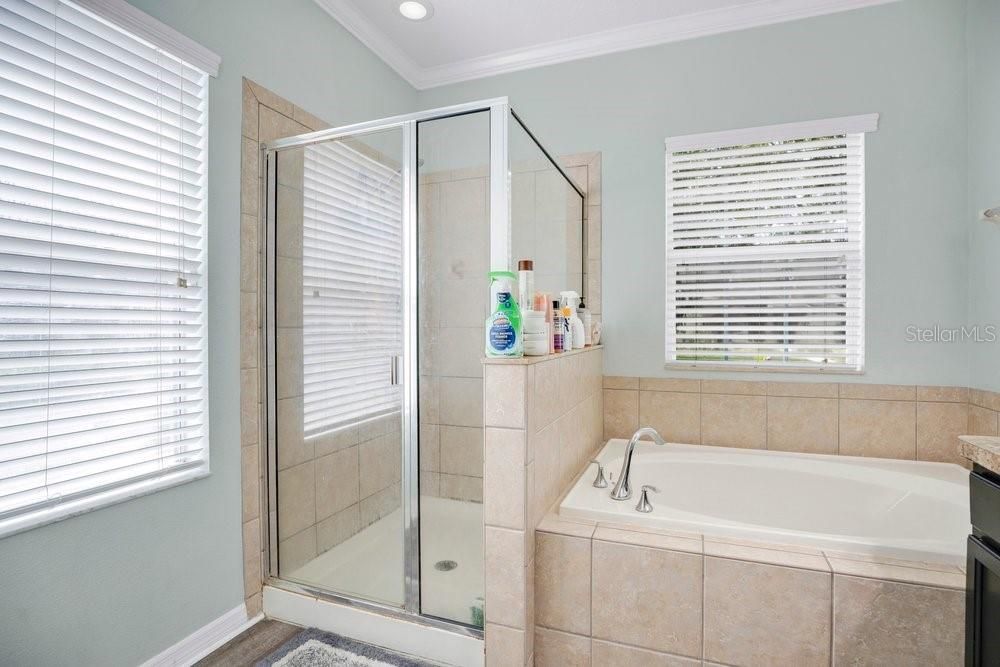 For Sale: $409,940 (4 beds, 3 baths, 2369 Square Feet)