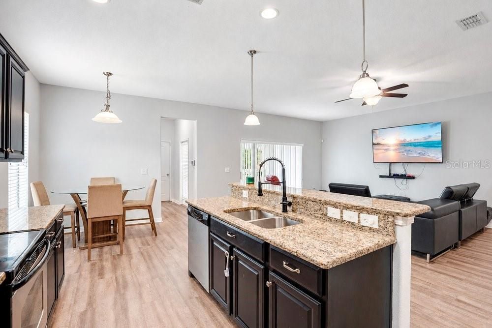 For Sale: $409,940 (4 beds, 3 baths, 2369 Square Feet)
