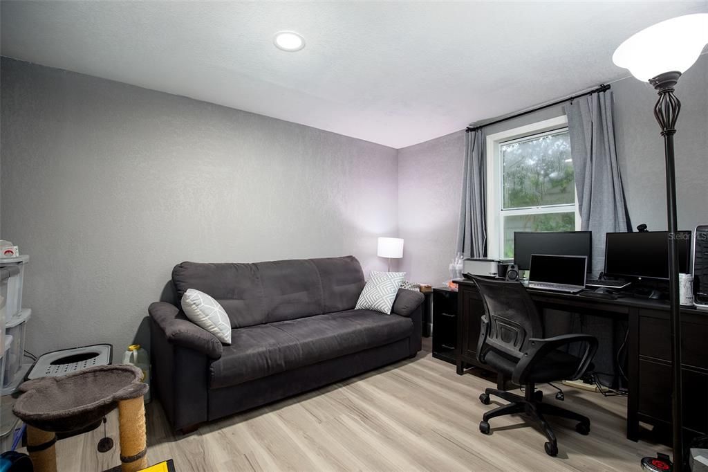 Activo con contrato: $249,900 (2 camas, 2 baños, 1146 Pies cuadrados)