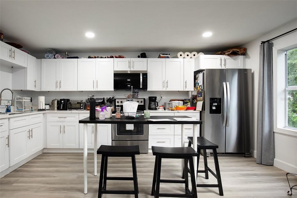 Activo con contrato: $249,900 (2 camas, 2 baños, 1146 Pies cuadrados)