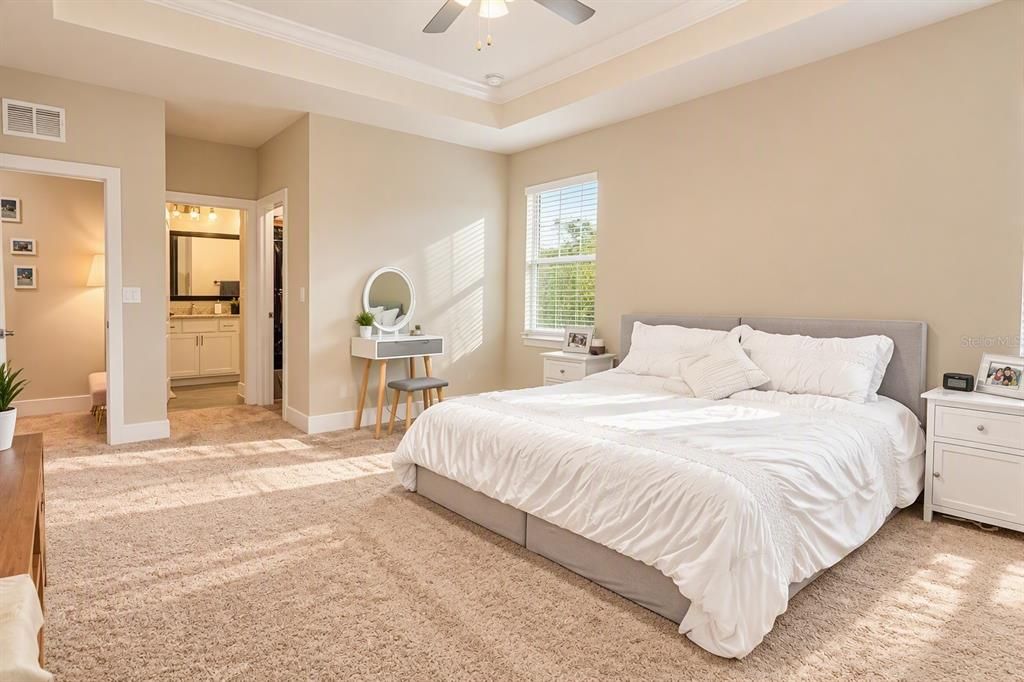 For Sale: $395,000 (3 beds, 2 baths, 1700 Square Feet)
