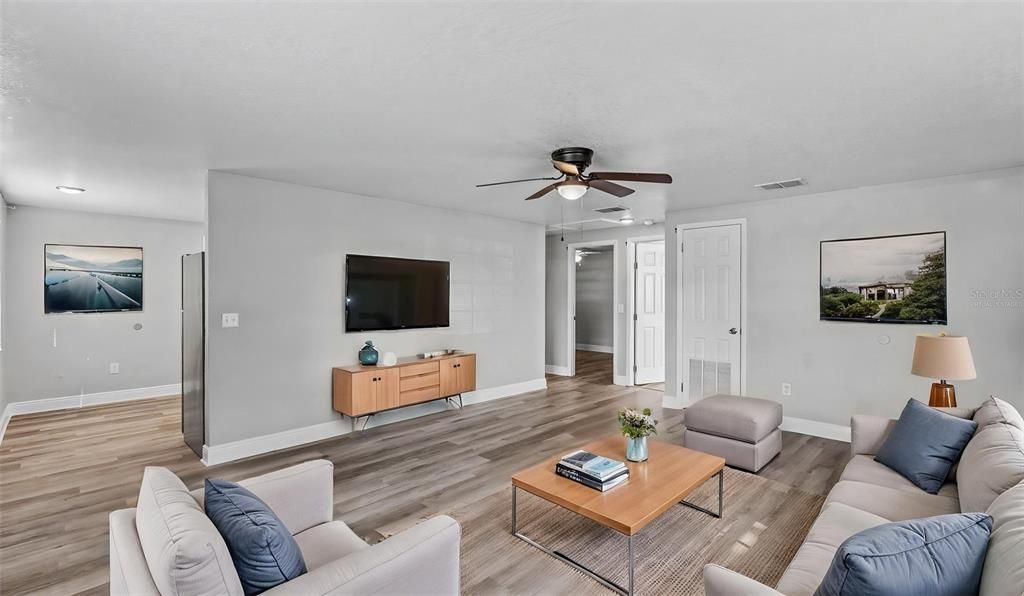 For Sale: $359,900 (4 beds, 0 baths, 1674 Square Feet)