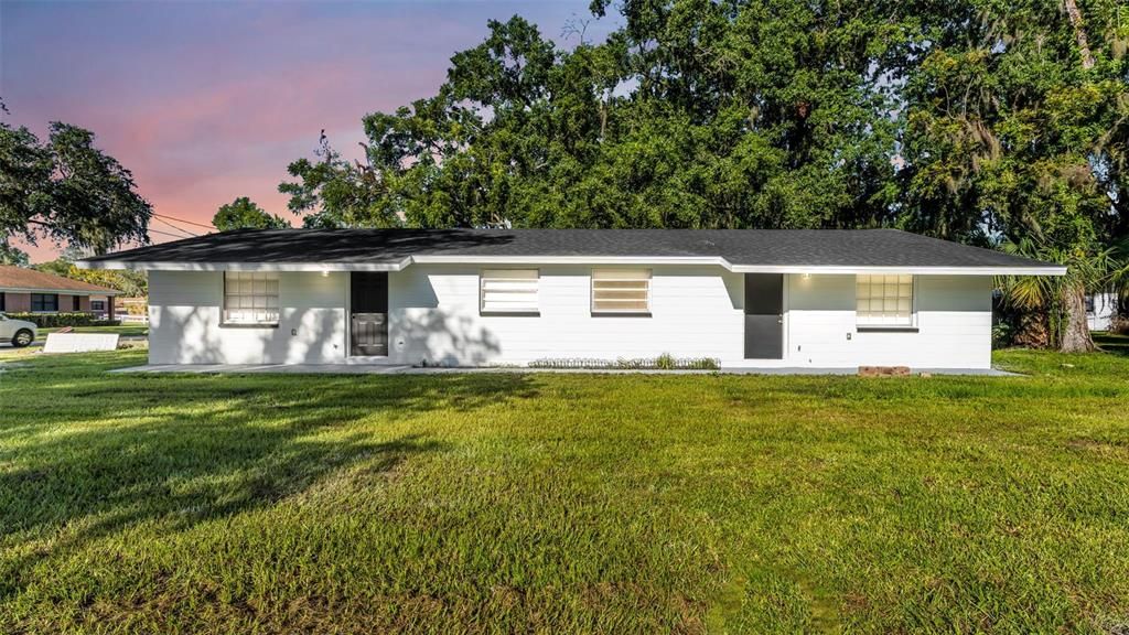 For Sale: $359,900 (4 beds, 0 baths, 1674 Square Feet)