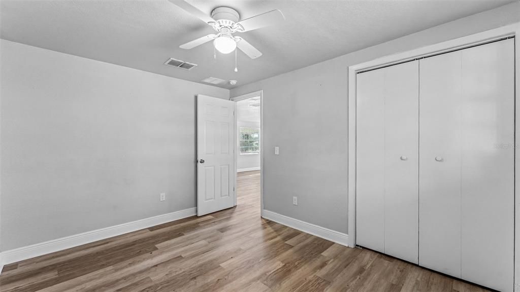 For Sale: $359,900 (4 beds, 0 baths, 1674 Square Feet)