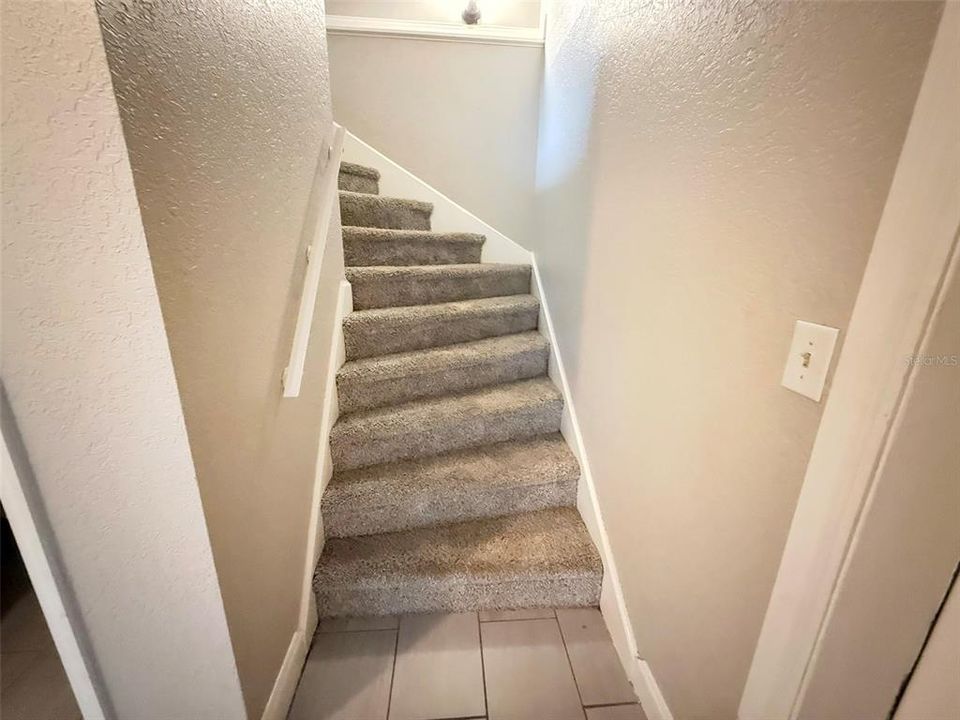 En Venta: $274,900 (3 camas, 2 baños, 2084 Pies cuadrados)