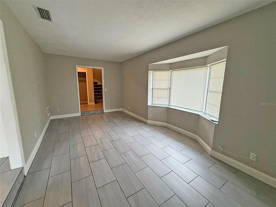 En Venta: $274,900 (3 camas, 2 baños, 2084 Pies cuadrados)