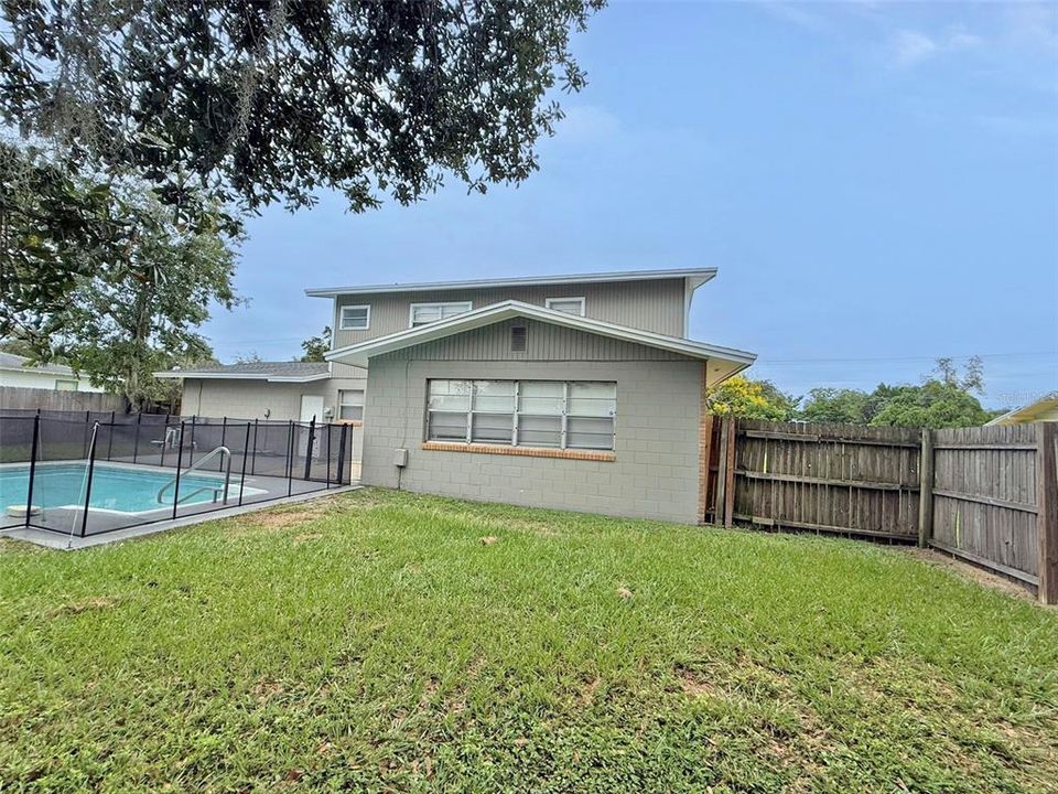 En Venta: $274,900 (3 camas, 2 baños, 2084 Pies cuadrados)