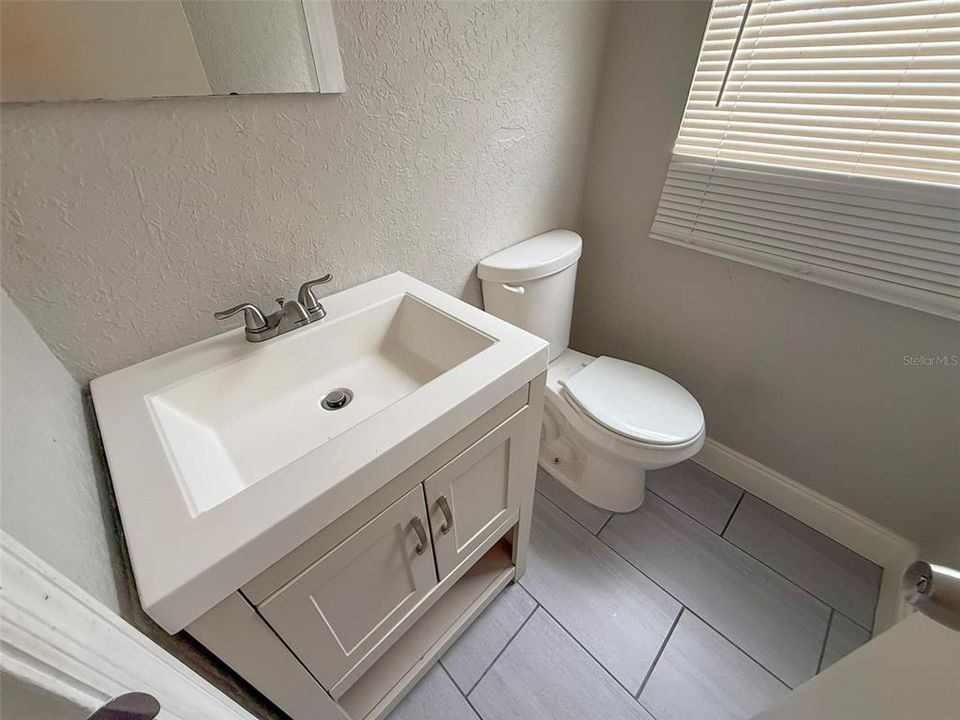 En Venta: $274,900 (3 camas, 2 baños, 2084 Pies cuadrados)