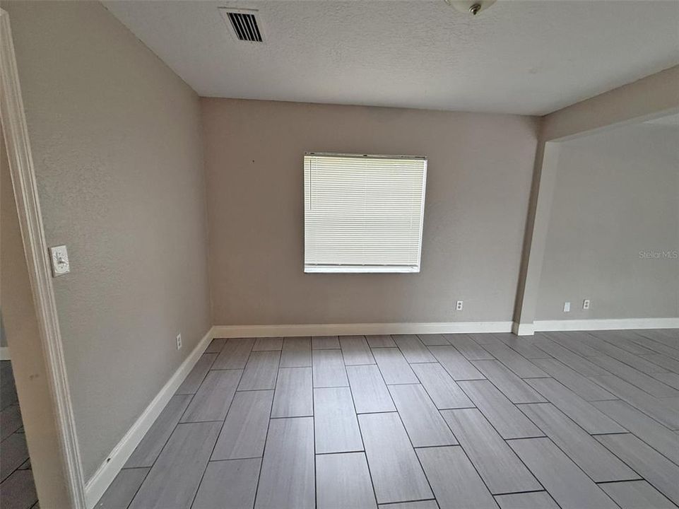 En Venta: $274,900 (3 camas, 2 baños, 2084 Pies cuadrados)