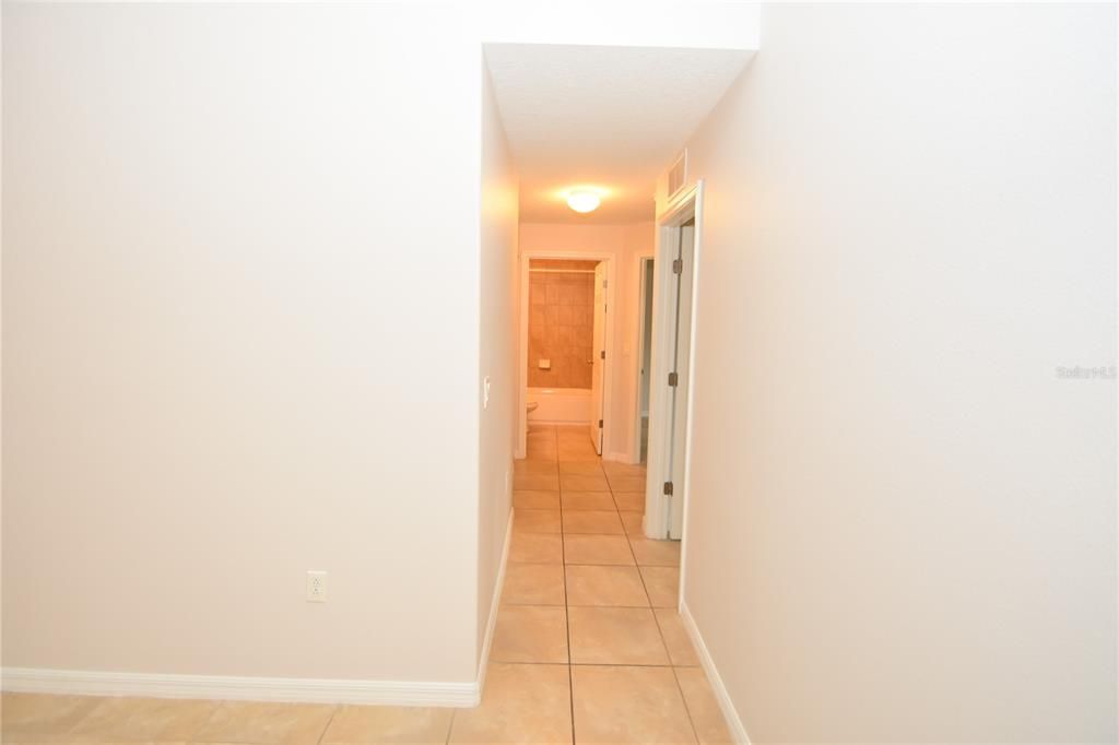 For Sale: $285,000 (3 beds, 2 baths, 1323 Square Feet)