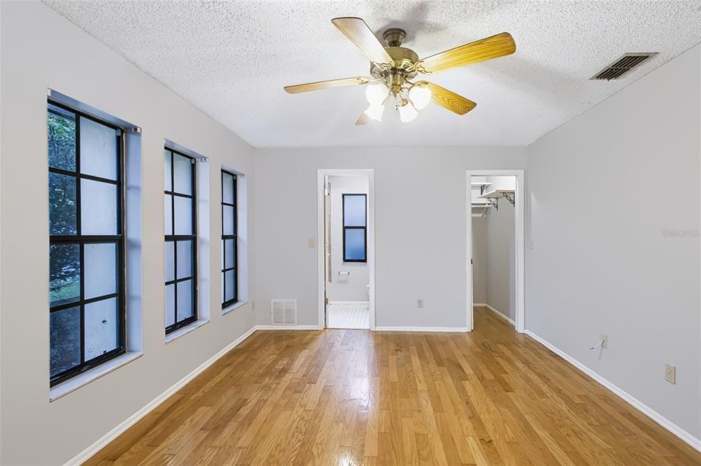 En Venta: $339,000 (3 camas, 2 baños, 1245 Pies cuadrados)