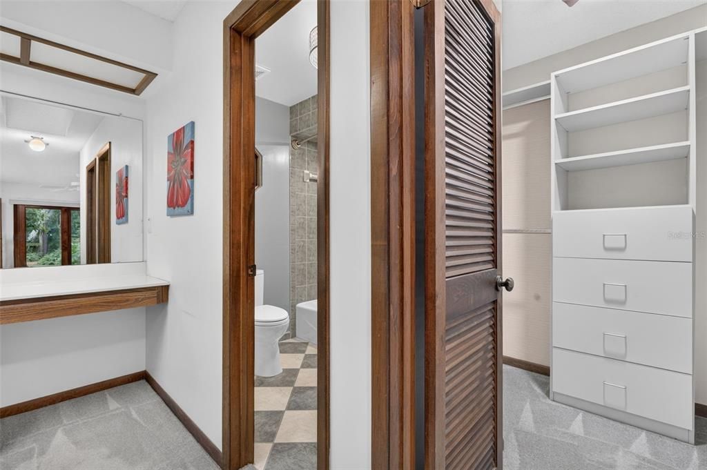 For Sale: $649,000 (3 beds, 2 baths, 1898 Square Feet)