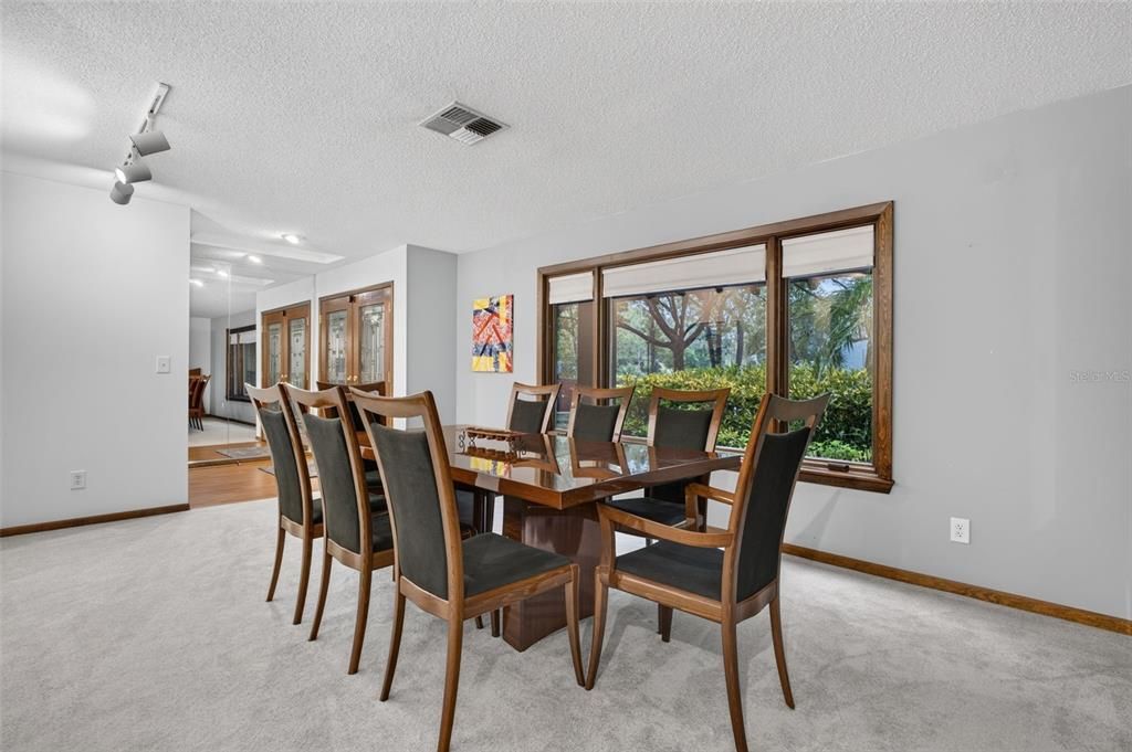 For Sale: $649,000 (3 beds, 2 baths, 1898 Square Feet)