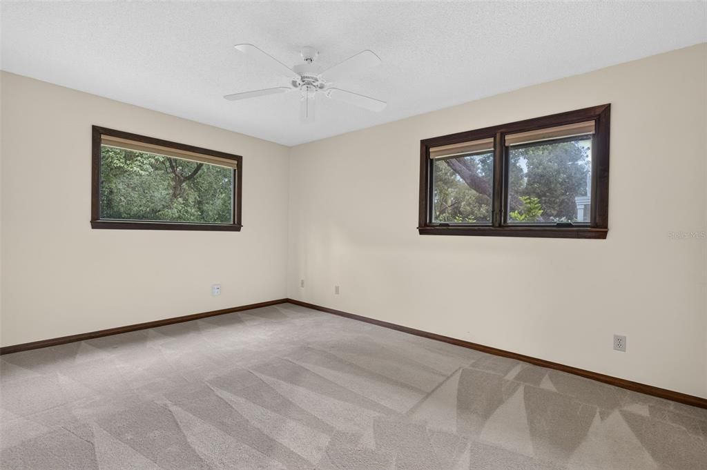 For Sale: $649,000 (3 beds, 2 baths, 1898 Square Feet)