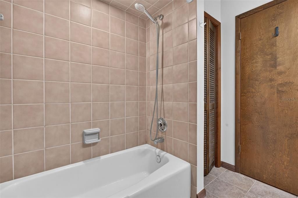 For Sale: $649,000 (3 beds, 2 baths, 1898 Square Feet)