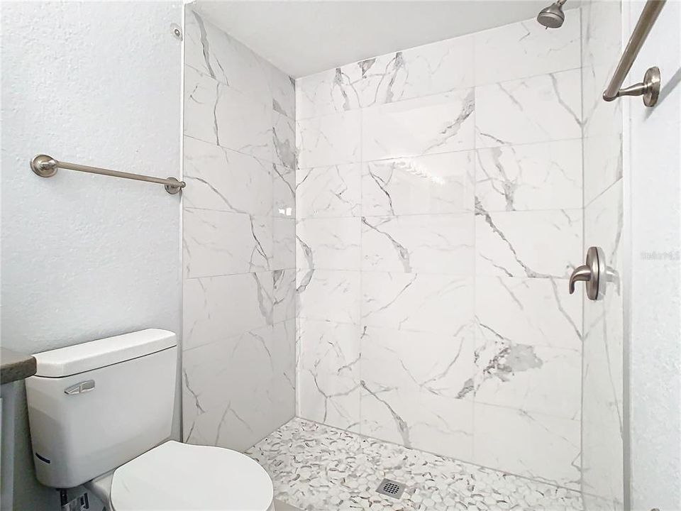 For Sale: $170,000 (2 beds, 2 baths, 1028 Square Feet)