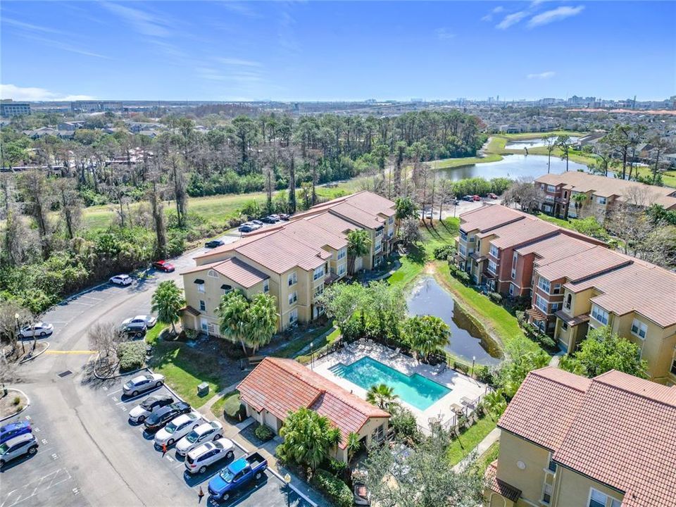 For Sale: $170,000 (2 beds, 2 baths, 1028 Square Feet)
