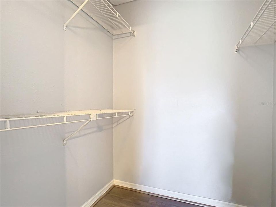 For Sale: $170,000 (2 beds, 2 baths, 1028 Square Feet)