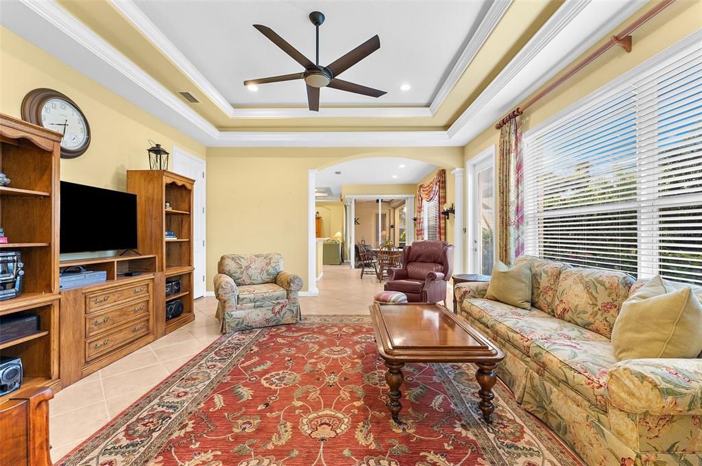 For Sale: $799,900 (3 beds, 2 baths, 2356 Square Feet)