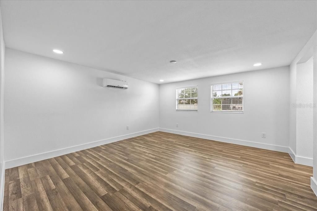 На продажу: $345,000 (3 спален, 2 ванн, 1882 Квадратных фут)