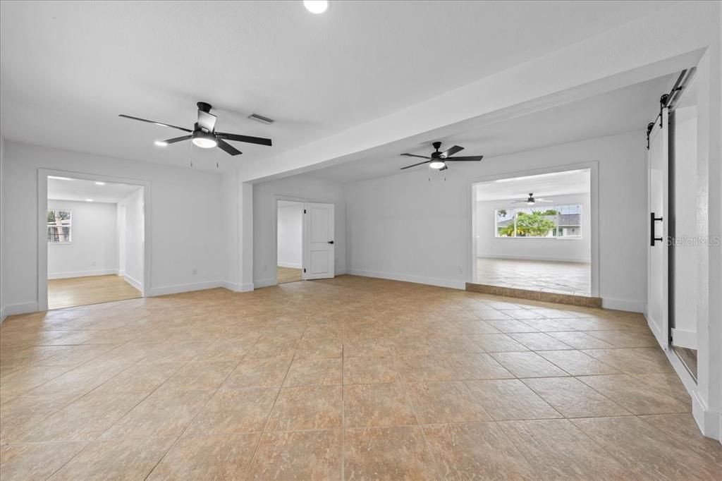 На продажу: $345,000 (3 спален, 2 ванн, 1882 Квадратных фут)