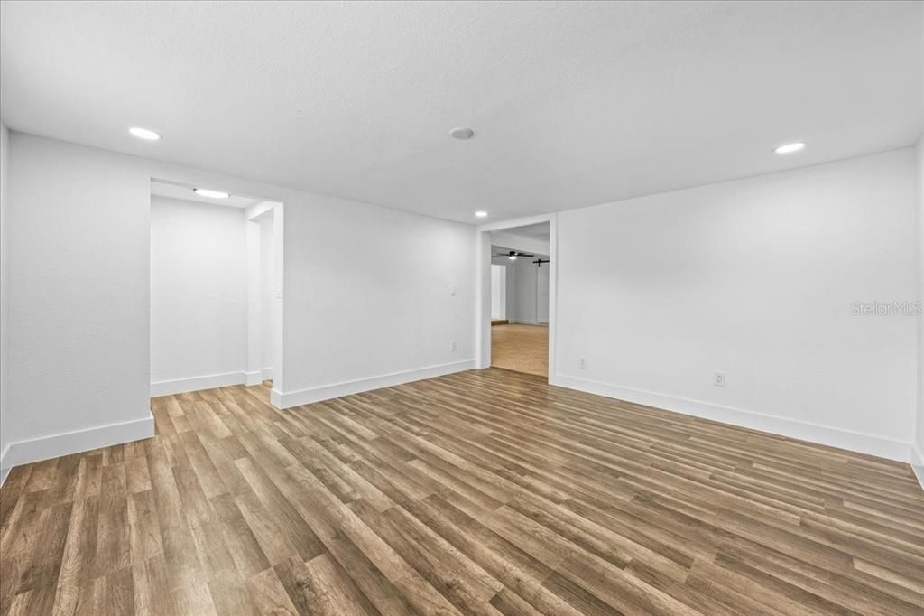 На продажу: $345,000 (3 спален, 2 ванн, 1882 Квадратных фут)