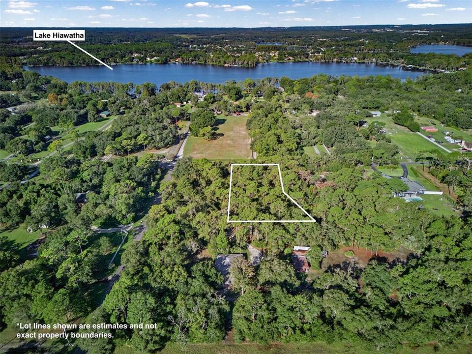 En Venta: $270,000 (1.12 acres)