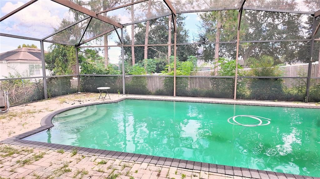 For Sale: $315,000 (3 beds, 2 baths, 1574 Square Feet)