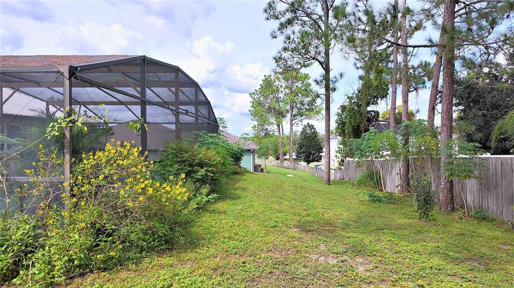 For Sale: $315,000 (3 beds, 2 baths, 1574 Square Feet)