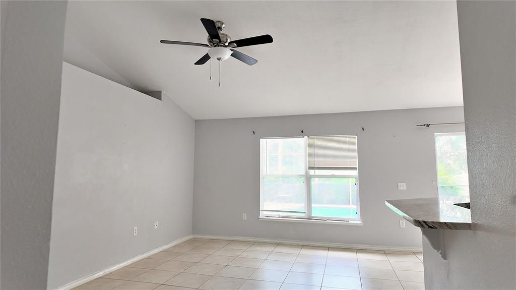 For Sale: $315,000 (3 beds, 2 baths, 1574 Square Feet)