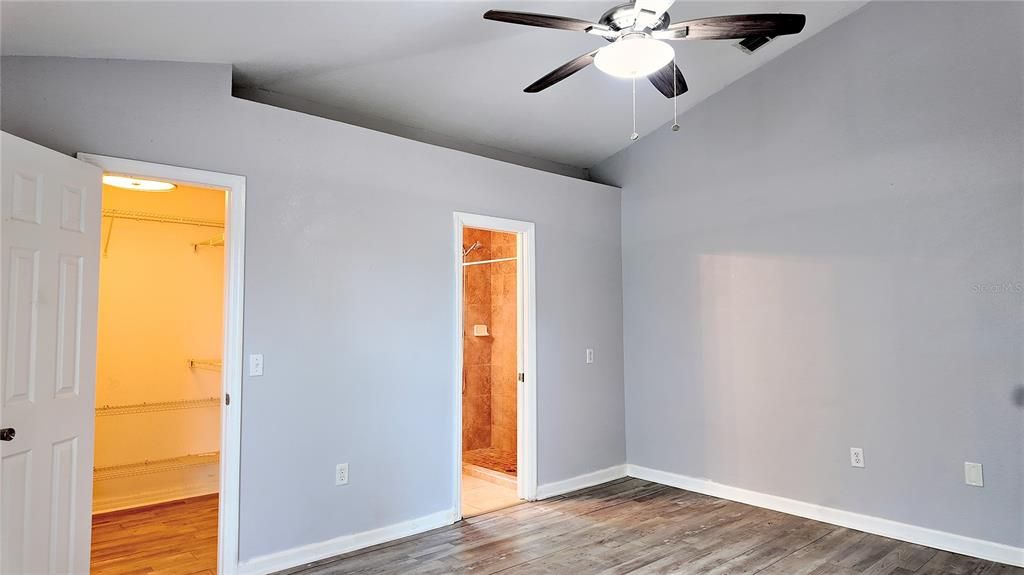 For Sale: $315,000 (3 beds, 2 baths, 1574 Square Feet)