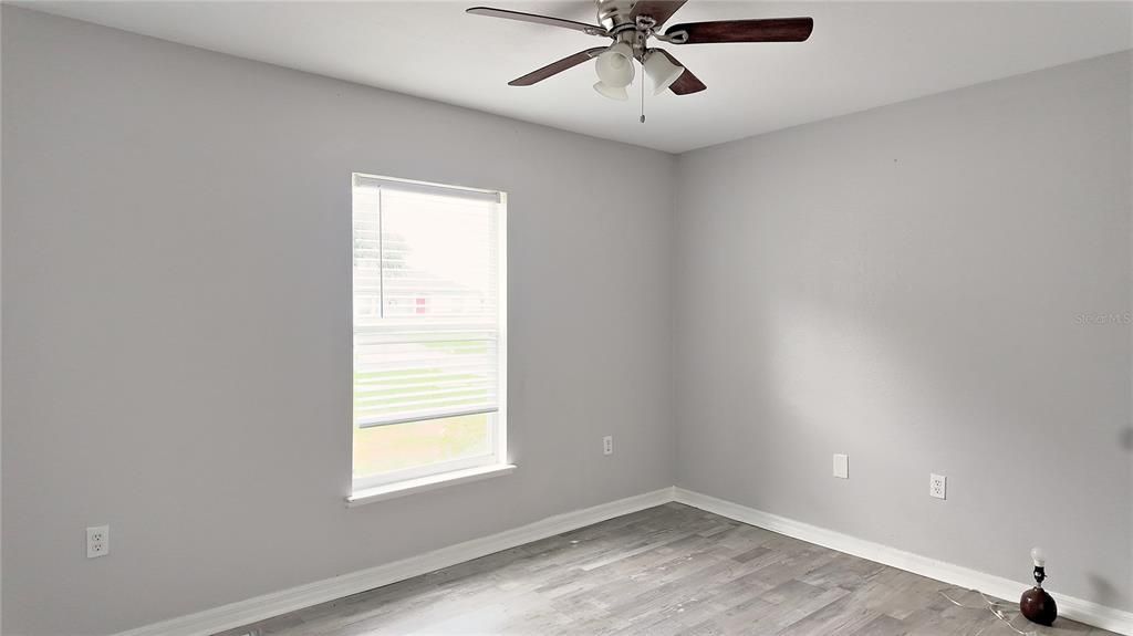 For Sale: $315,000 (3 beds, 2 baths, 1574 Square Feet)