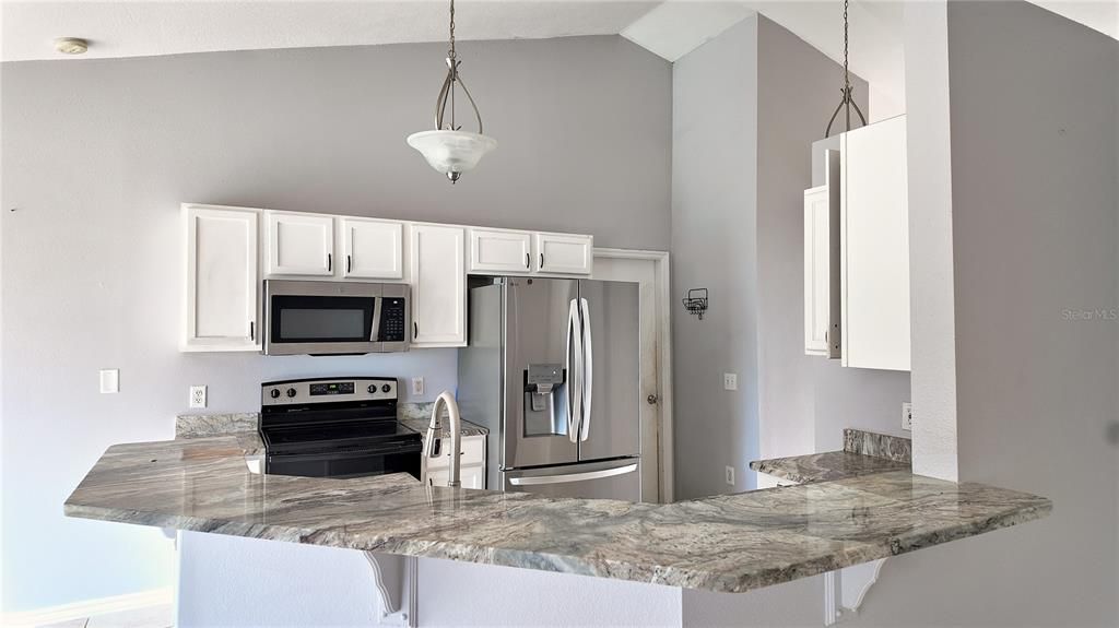 For Sale: $315,000 (3 beds, 2 baths, 1574 Square Feet)