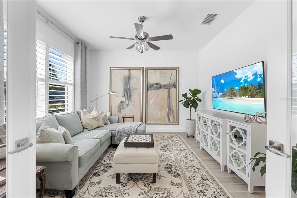 For Sale: $749,900 (3 beds, 2 baths, 2278 Square Feet)