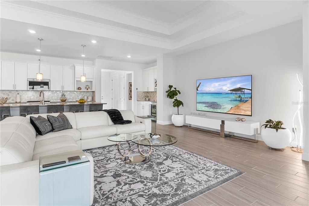 For Sale: $749,900 (3 beds, 2 baths, 2278 Square Feet)