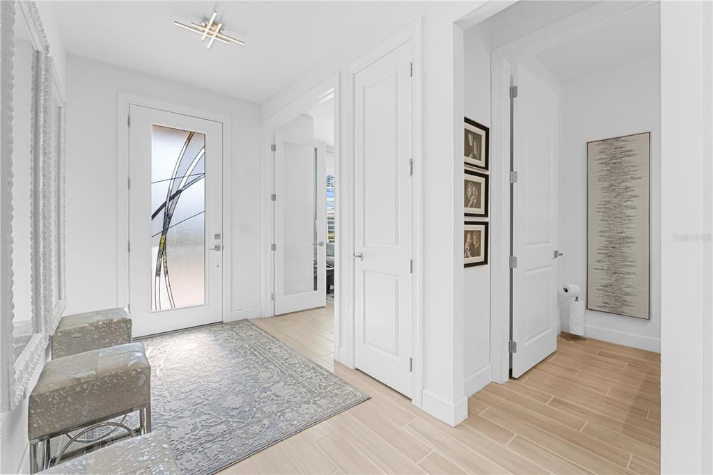 For Sale: $749,900 (3 beds, 2 baths, 2278 Square Feet)