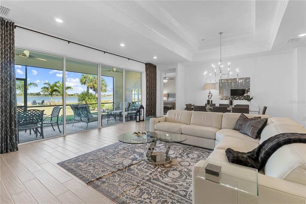 For Sale: $749,900 (3 beds, 2 baths, 2278 Square Feet)