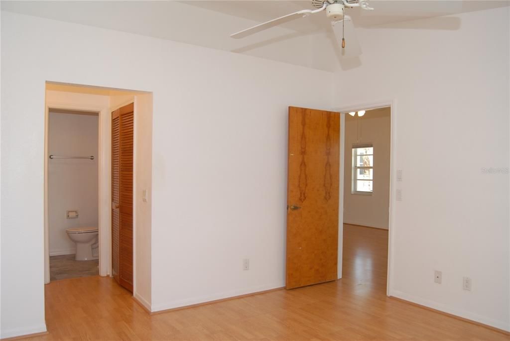 En Renta: $1,395 (3 camas, 2 baños, 1265 Pies cuadrados)