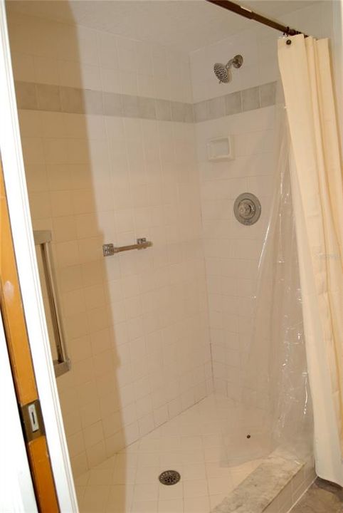 En Renta: $1,395 (3 camas, 2 baños, 1265 Pies cuadrados)