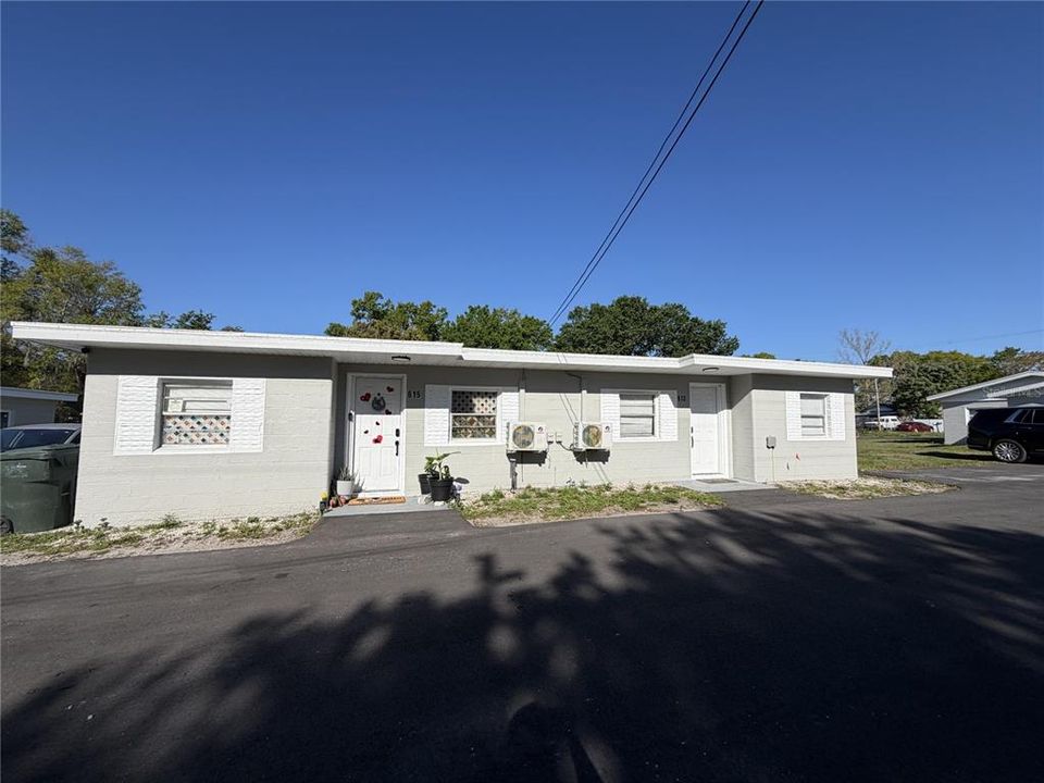 En Venta: $300,000 (4 camas, 0 baños, 1096 Pies cuadrados)