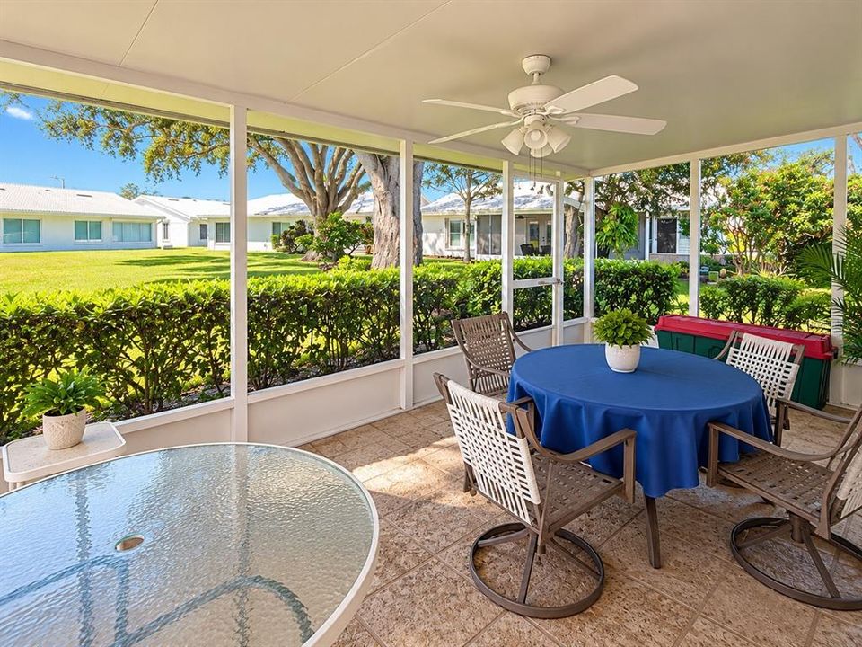 For Sale: $395,000 (2 beds, 2 baths, 1776 Square Feet)