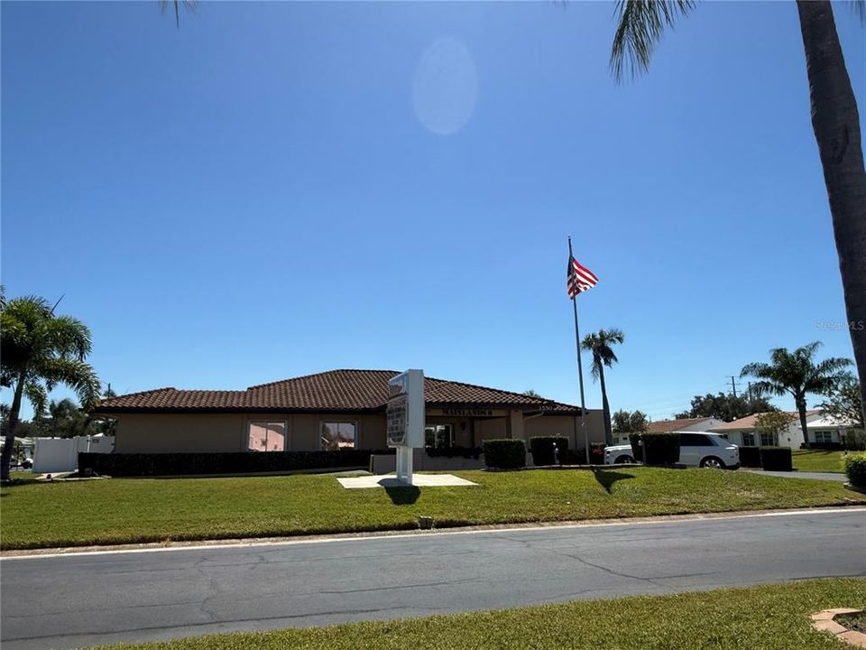 For Sale: $395,000 (2 beds, 2 baths, 1776 Square Feet)