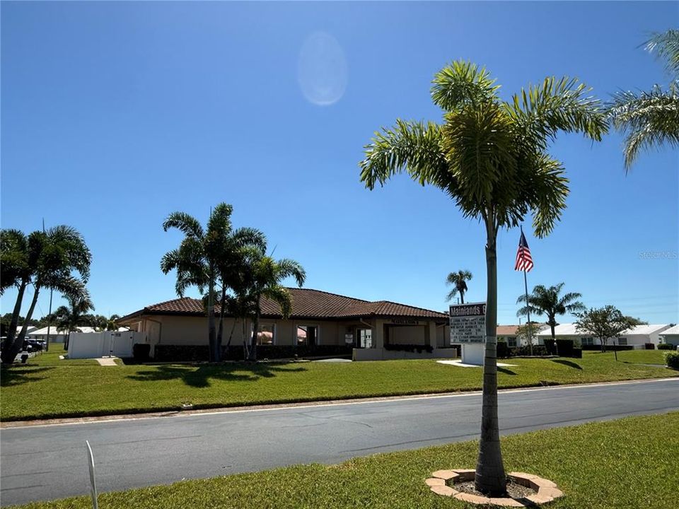 For Sale: $395,000 (2 beds, 2 baths, 1776 Square Feet)